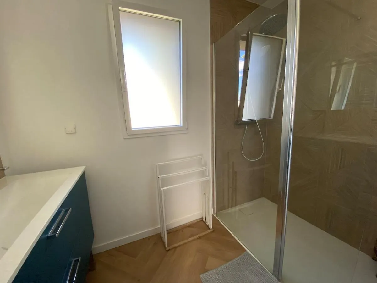 Maison Avec Piscine Chauffee Brest 0*,  Francia